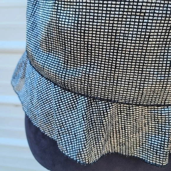 Love Culture Cropped Ruffle Silver Black Metallic Spaghetti Strap S Womens Top - Picture 8 of 12